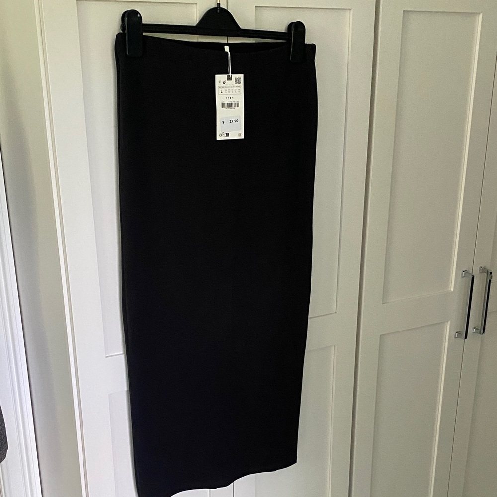 Zara Black Tube Skirt Size L
